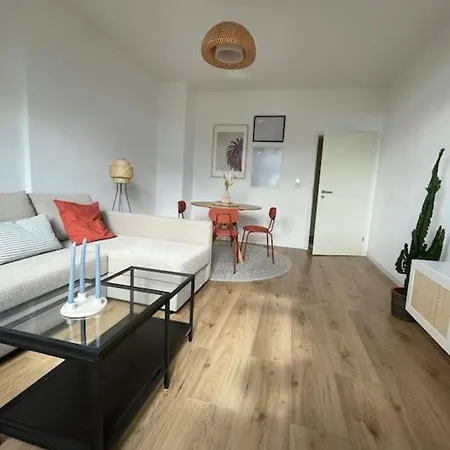 Charmante Altbauwohnung - Ueber Den Daechern Kassberg Апартаменты Хемниц